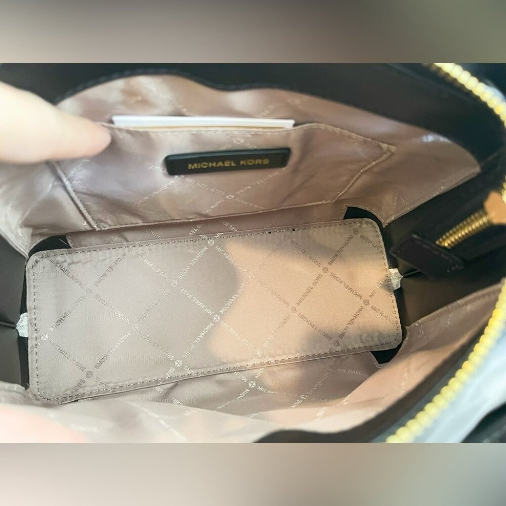 🔥NeW! Michael Kors Emilia Small Satchel & Wallet Set - Picture 8 of 12